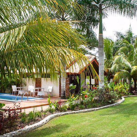 Burudika Bungalows Selong Belanak Exteriör bild